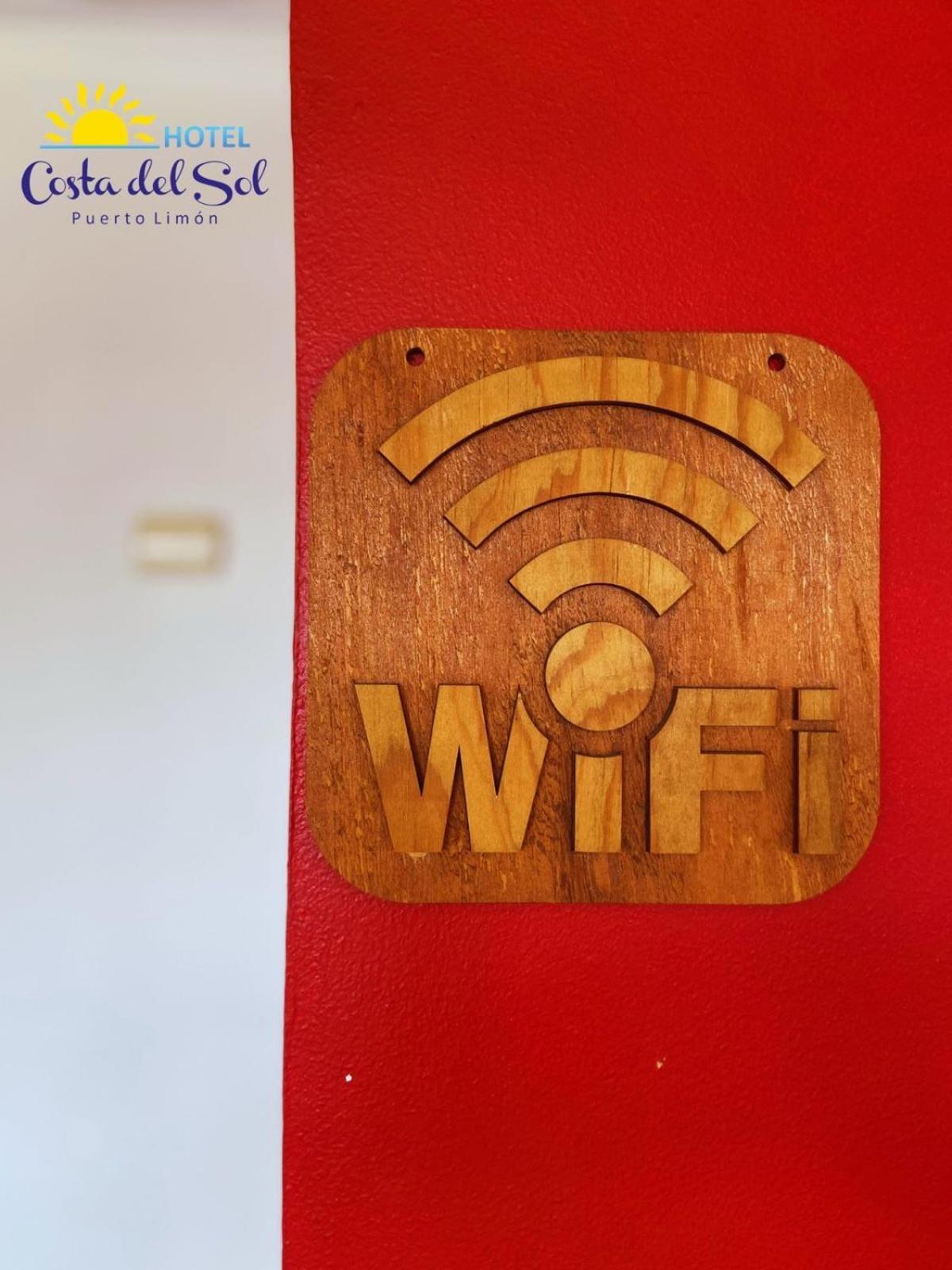 Hotel Costa Del Sol 푸에르토 리몬 외부 사진