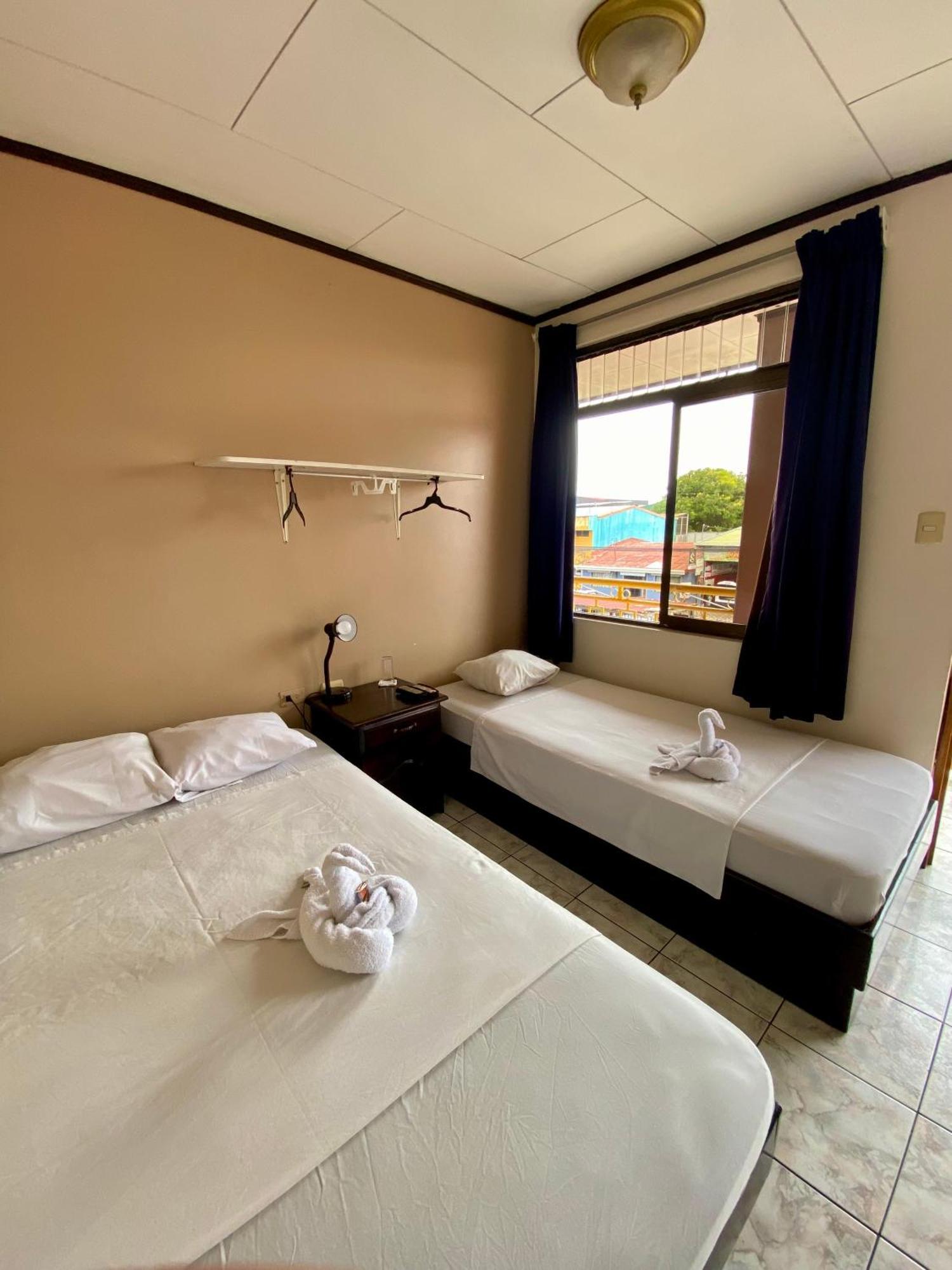 Hotel Costa Del Sol 푸에르토 리몬 외부 사진
